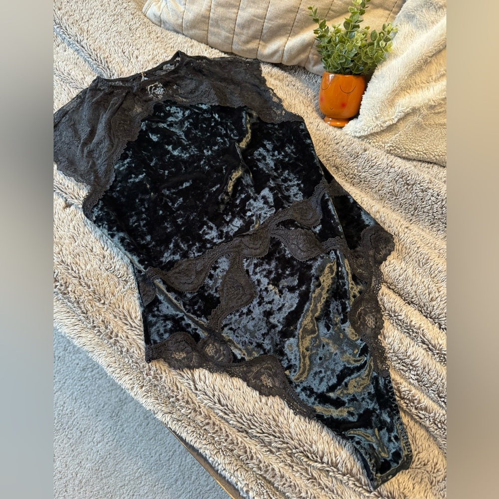 Victoria Secret Crushed Velvet and Lace Teddy